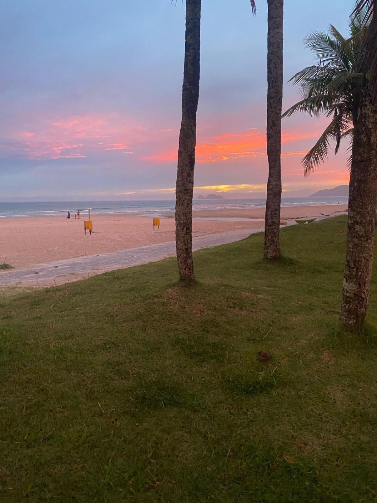 Lelis Casa - Enseada - Guaruja Sp - 02 Qd Da Praia, Conforto E Tranquilidade Exteriör bild